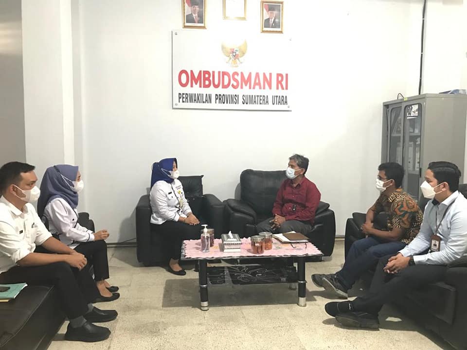 Kepala Ombudsman RI Perwakilan Provinsi Sumatera Utara (Sumut) Abyadi Siregar menyebut ada banyak faktor penyebab belum baiknya pelayanan publik yang diselenggarakan pemerintah daerah di Sumut.Salah satu yang terpenting adalah kurangnya pemahaman pimpinan atau kepala daerah terkait penyelenggaraan pelayanan publik.