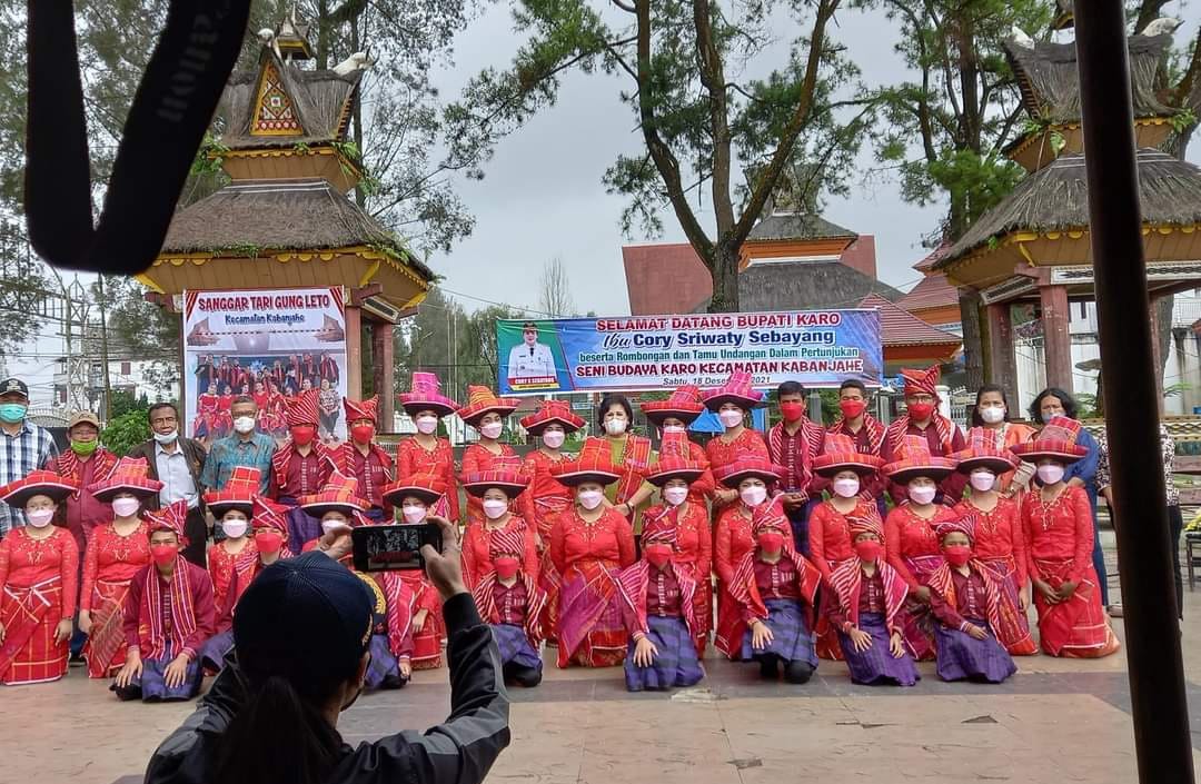 Tetap Eksis di Kala Pandemi, Bupati Karo Cory Sebayang Apresiasi Sanggar Seni Gung Leto Kabanjahe