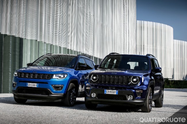 Jeep Kenalkan Renegade dan Compass E-Hybrid di Eropa