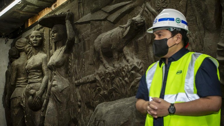 Dalam proses pemugaran Gedung Sarinah yang berlokasi di kawasan Thamrin, Jakarta Pusat ditemukan bahwa gedung ini menyimpan 'harta karun' yang berusia setengah abad.