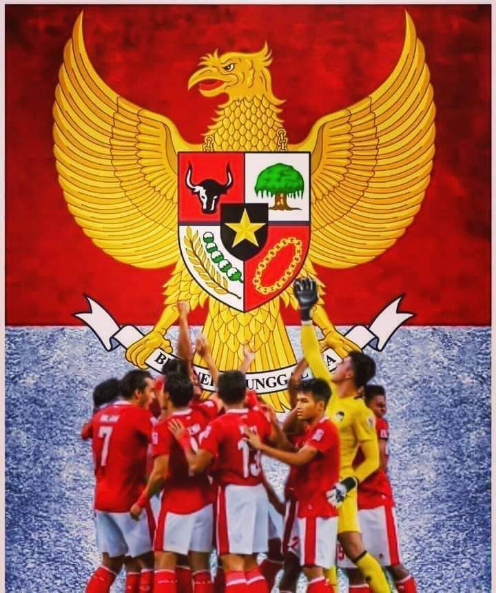 Presiden RI Joko Widodo (Jokowi) menyampaikan bahwa dirinya dan juga rakyat Indonesia merasa bangga atas perjuangan Tim Nasional Sepakbola Indonesia di Piala AFF 2020.
