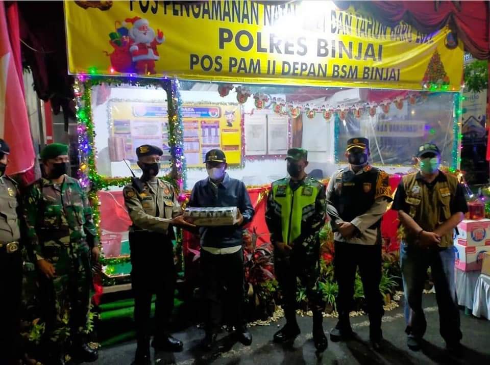 Wali Kota Binjai Drs. H. Amir Hamzah, M.AP beserta jajarannya lakukan giat patroli pada malam pergantian Tahun Baru 2022 titik kumpul di Rumah Dinas Walikota Binjai, Jumat malam (31/12/2021).