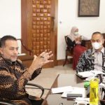 Pemerintah Provinsi (Pemprov) Sumatera Utara (Sumut) melalui Biro Umum dan Perlengkapan Sekretariat Daerah menggandeng Beranda Warisan Sumatra (BWS) merevitalisasi tiga peninggalan sejarah, Pesanggrahan Bung Karno di Parapat, Berastagi dan Kotanopan.
