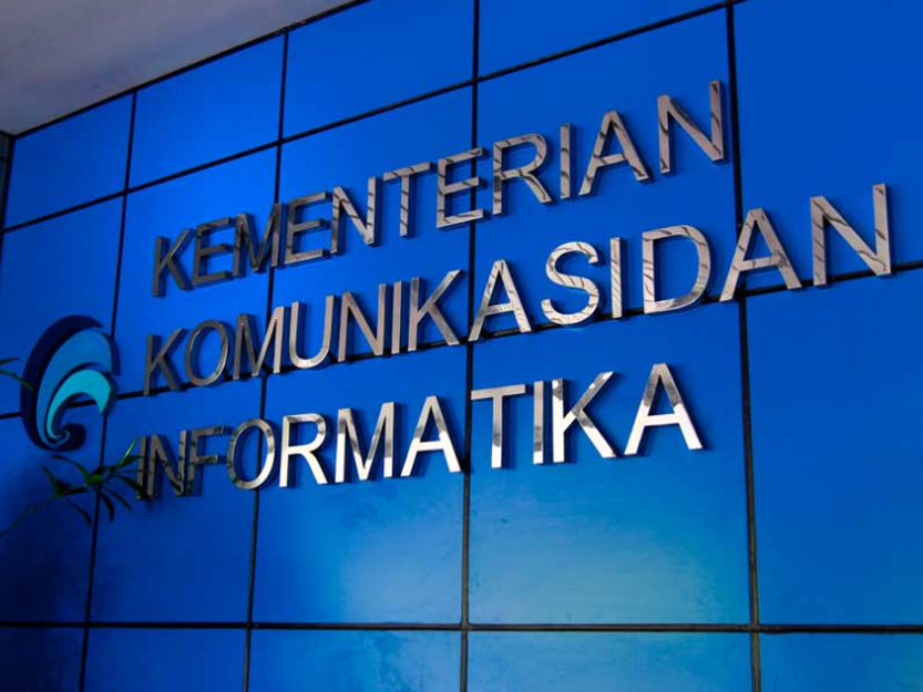 Plt. Direktur Tata Kelola Aplikasi Informatika Direktorat Jenderal Aplikasi Informatika, Kementerian Komunikasi dan Informatika (Kominfo) Teguh Arifiadi mengatakan Rancangan Undang-undang Pelindungan Data Pribadi (RUU PDP) yang tengah dibahas di DPR diharapkan akan memperkuat tata kelola sistem elektronik di Indonesia.
