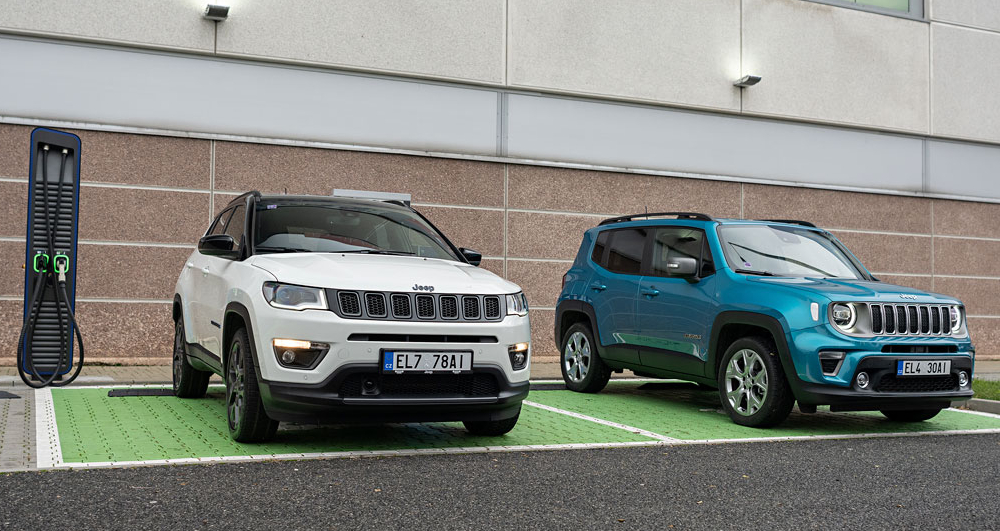 Jeep Kenalkan Renegade dan Compass E-Hybrid di Eropa