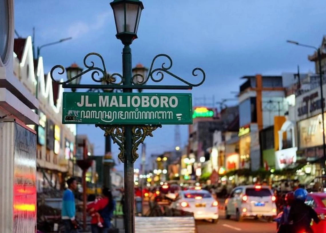 Arti Nama Malioboro, Jalan Legendaris Penuh Untaian Bunga