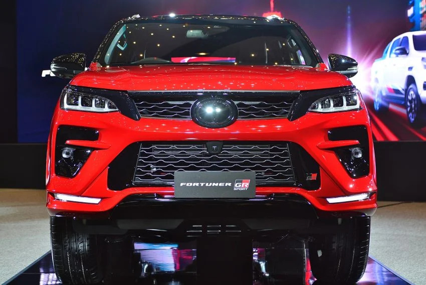 Toyota Fortuner Baru Segera Mengaspal di Indonesia