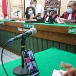 Majelis hakim Pengadilan Negeri Rantauprapat menjatuhkan vonis 20 tahun penjara terhadap terdakwa kasus narkoba Irman Pasaribu alias Man Batak (41). Sebagian hartanya juga dirampas untuk negara.