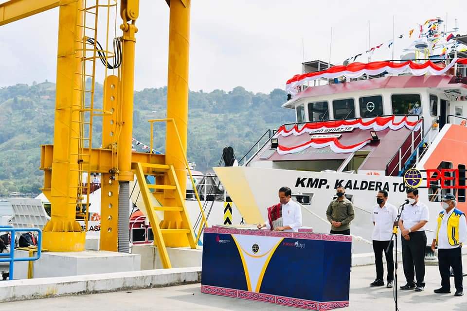 Presiden Resmikan Tujuh Pelabuhan Penyeberangan dan Empat KMP di Kawasan Danau Toba