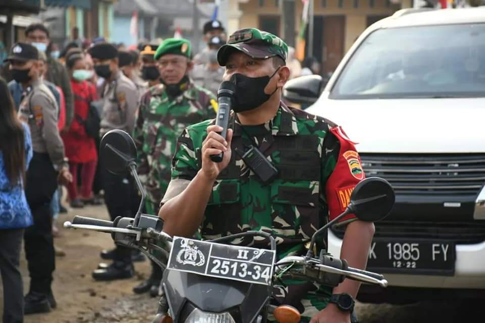 Berkat kesiapan dan kesigapan dari unsur TNI-Polri yang dilibatkan dalam pengamanan VVIP, secara keseluruhan Kunker Presiden Jokowi di Kabupaten Karo dapat berjalan dengan baik, aman dan lancar pada Jumat (4/2/2022).