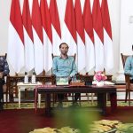 Presiden RI Joko Widodo (Jokowi) menghadiri Puncak Peringatan Hari Pers Nasional (HPN) Tahun 2022, Rabu (09/02/2022), secara virtual dari Istana Kepresidenan Bogor, Jawa Barat. Puncak Peringatan HPN sendiri dipusatkan di Kendari, Sulawesi Tenggara.