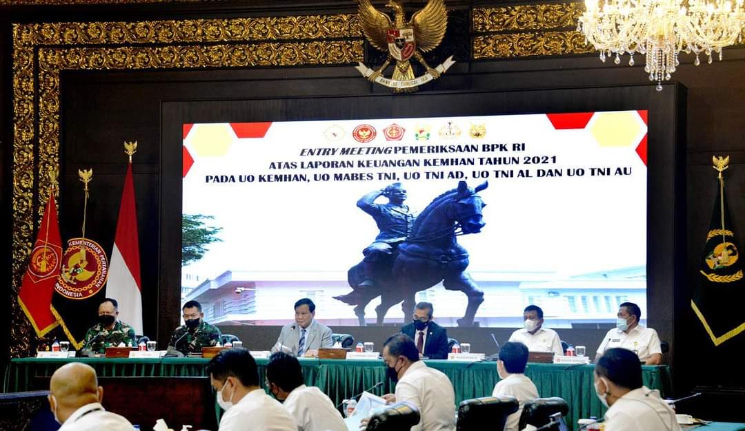 Menhan Prabowo Buka Entry Meeting Pemeriksaan Pelaporan Keuangan Kemhan RI TA 2021