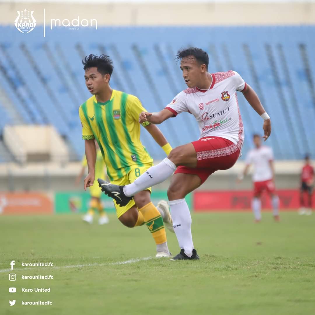 Putra Delta Sidoarjo (PDS) vs Karo United di laga pamungkas penentuan penguasa Grup R di Stadion Si Jalak Harupat Kabupaten Bandung, Rabu (23/2/2022).