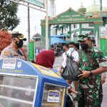 Peringatan Isra Mi'raj 1443 H, Polres Tanah Karo Bersinergi Dengan Kodim 0205 Gelar Vaksinasi dan Berikan Bansos