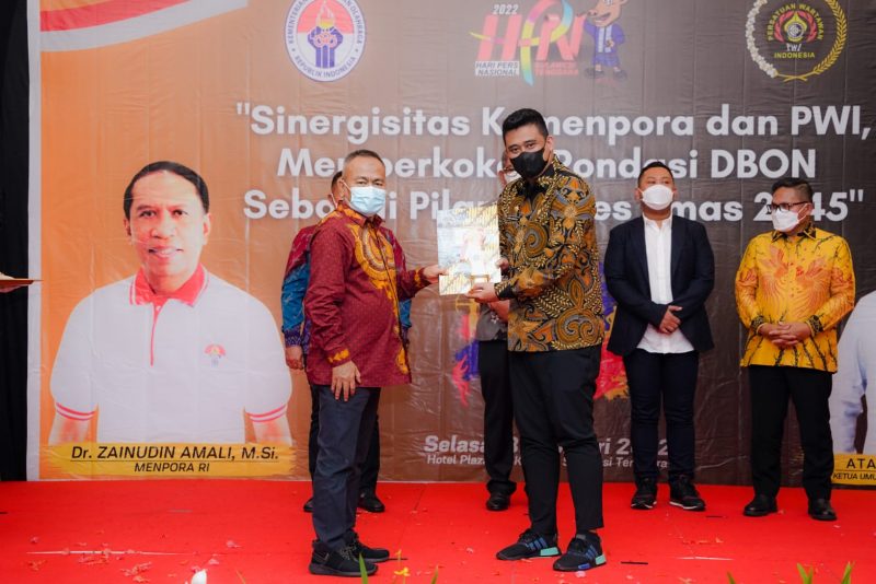 Raih Award Tokoh Inisiator Olahraga di HPN 2022 di Kendari, Apa Saja Program Bobby Nasution Memajukan Olahraga di Kota Medan