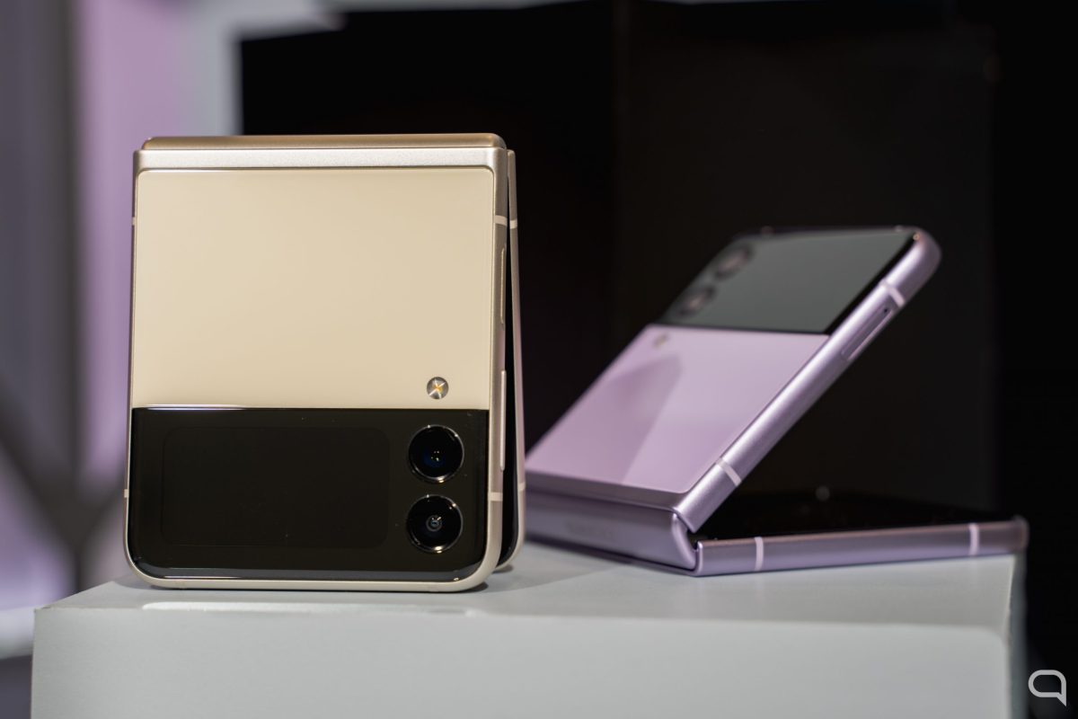 Ponsel Lipat Galaxy Z Fold3 5G Ternyata Anti Air
