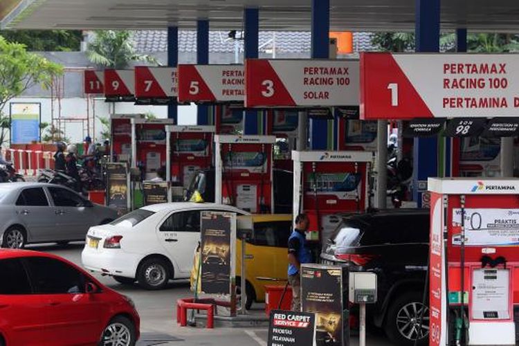 PT Pertamina (Persero) mengumumkan kenaikan harga bahan minyak (BBM) untuk tiga jenis produk mulai besok, Kamis(3/3/2022).