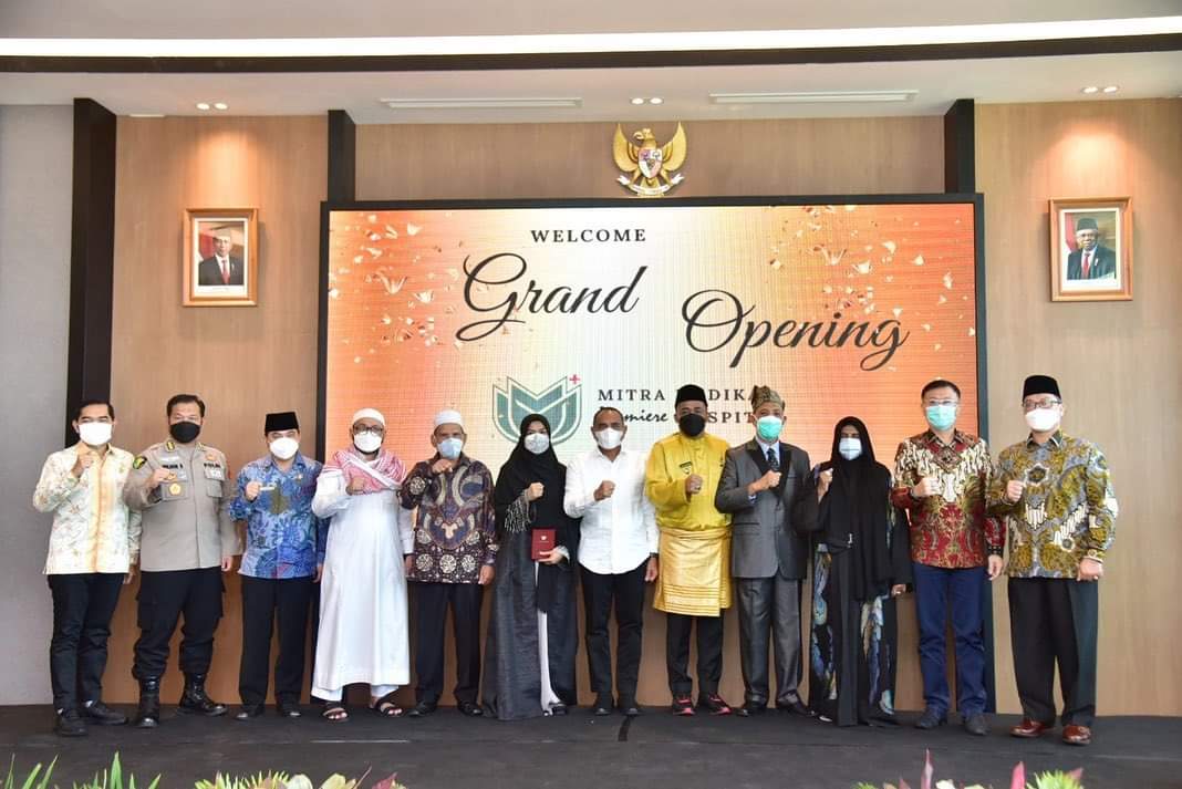 Gubernur Sumut Edy Rahmayadi, meresmikan rumah sakit modern berstandar internasional RS Mitra Medika Premiere di Jalan S Parman 236 Medan, Jumat (4/3/2022).