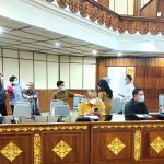 Pimpinan dan Anggota Badan Kehormatan DPRD Provinsi Sumatera Utara melakukan kunjungan kerja ke Biro Hukum Sekretariat daerah Provinsi Bali di Denpasar, Bali, Senin (14/3/2022).