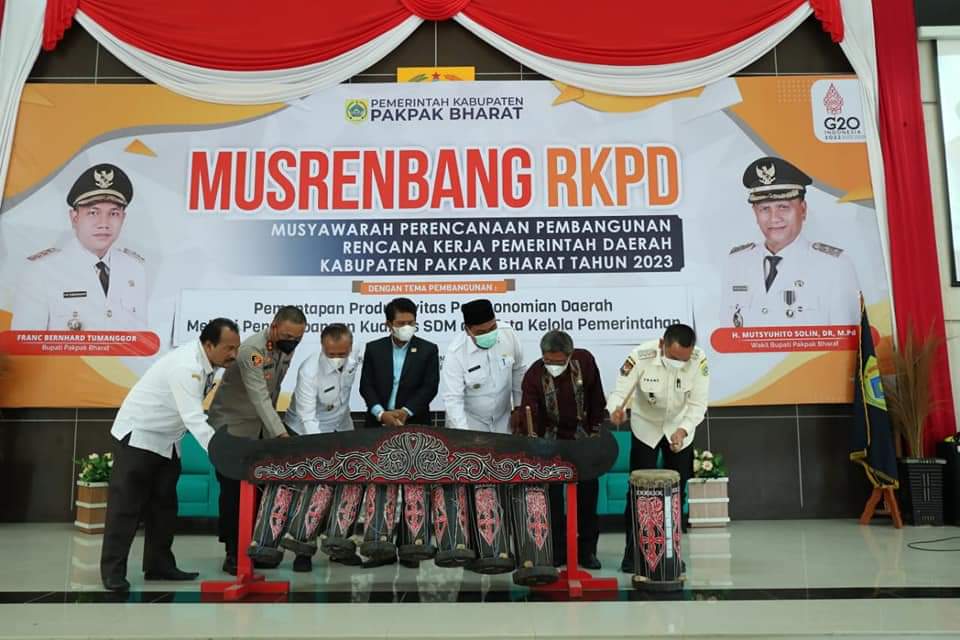 Buka Musrenbang RKPD 2023, Bupati Franc Bernhard Tumanggor Bicara Masalah Stunting dan Daya Saing