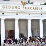 Presiden Berkemah di IKN Pekan Depan, Gubernur Se-Indonesia Bawa Air dan Tanah serta Kenakan Pakaian Adat