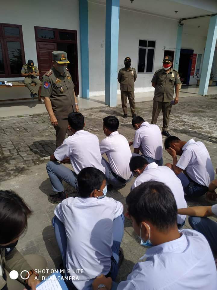 Gerah Lihat Pelajar Nongkrong Saat Jam Belajar, Sat Pol PP Kabupaten Karo Gelar Razia Operasi Kasih Sayang
