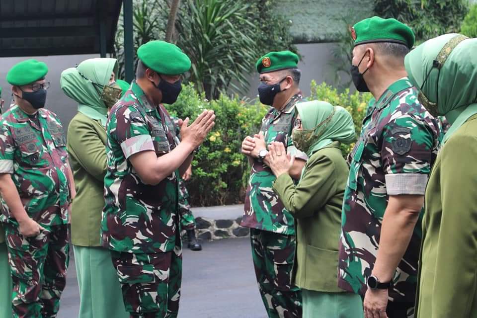 Kadislitbangad Pimpin Sertijab Pejabat Utama Dinas Penelitian dan Pengembangan TNI AD