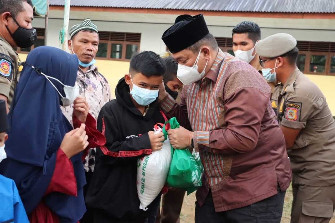 Pemerintah Kabupaten Dairi berbuka puasa bersama masyarakat di Kecamatan Silima Pungga Pungga tepatnya di Desa Tungtung Batu, Selasa (5/4/2022).