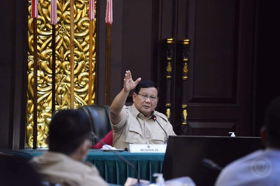 Menteri Pertahanan RI Prabowo Subianto menegaskan perlunya terus mengupayakan menjalin kerja sama dan hubungan baik dengan negara-negara sahabat demi peningkatan kapasitas alutsista dan industri pertahanan dalam negeri.