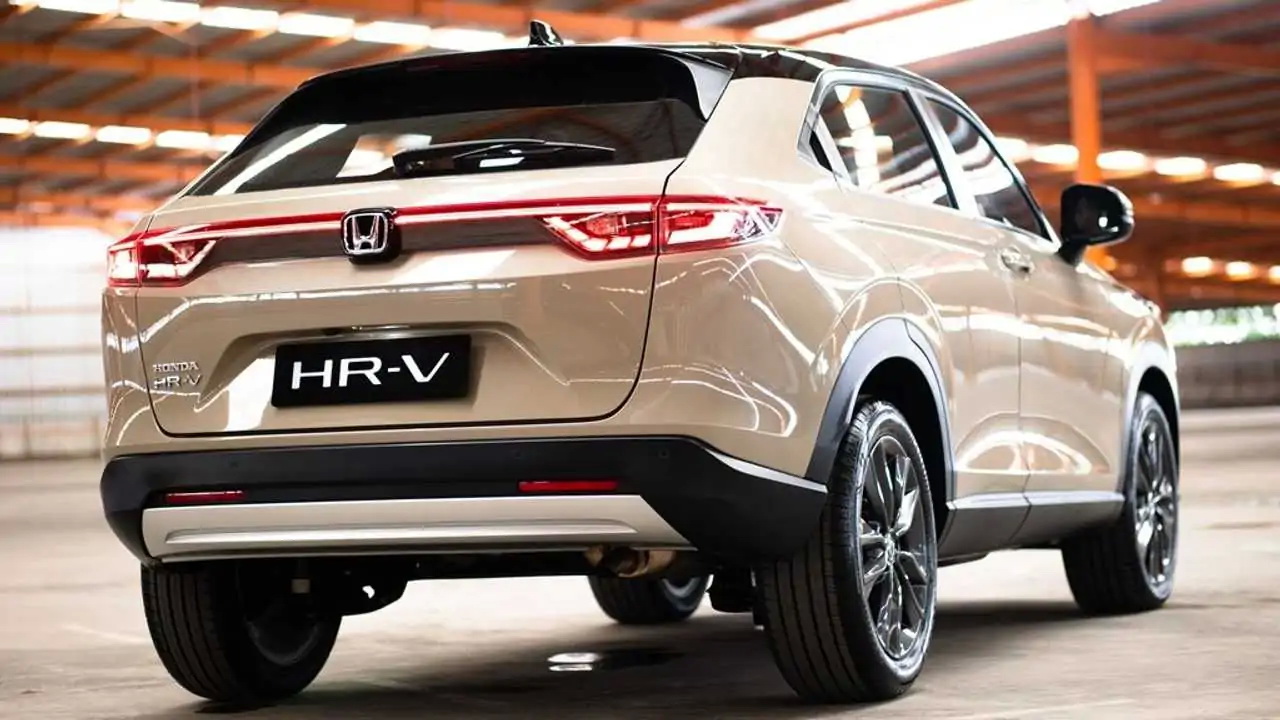 Dua produk mobil Honda, yaitu Honda HR-V dan Honda Brio, mendapatkan penghargaan sebagai mobil paling membahagiakan di ajang Indeks Kebahagiaan Berkendara (IKB) 2022, yang digelar di Jakarta, Sabtu (9/4/2022).