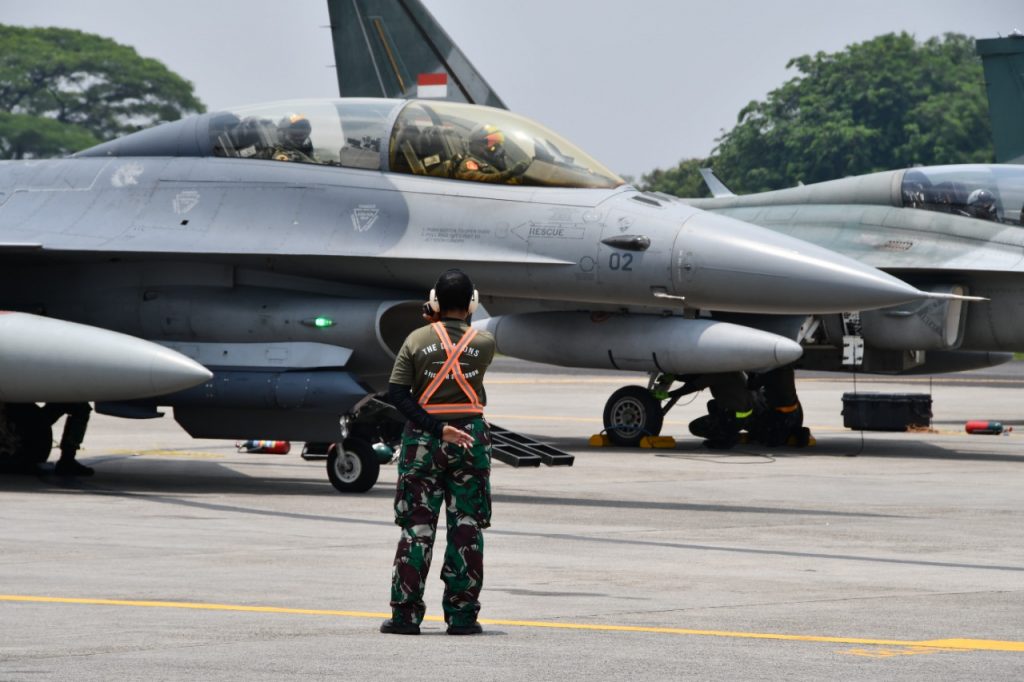 Letda Tek Ida Ayu Damayanti, Teknisi F-16 Perempuan Pertama di Indonesia
