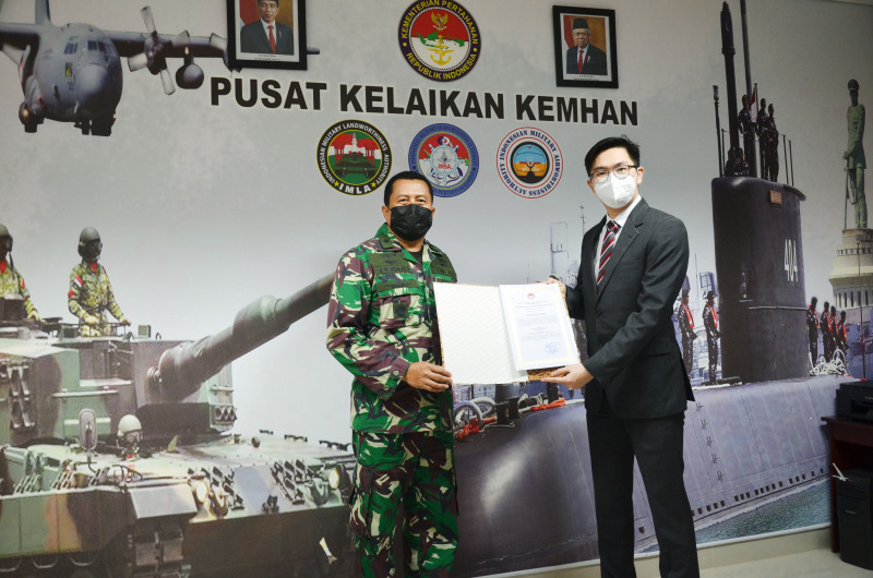 Diumumkan ke publik lewat website resmi Kemenhan, Indonesia bangga pasang radar pelacak pesawat siluman Vera NG di Natuna yang tak jauh dari Malaysia.