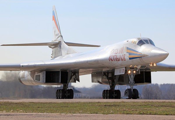 Spesifikasi Pesawat Pengebom Tu-160M2 Milik Rusia yang Mengerikan