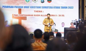 Wali Kota Medan Bobby Nasution menghadiri perayaan paskah umat kristiani Sumut tahun 2022 yang digelar di GBI Rumah Persembahan, di jalan Jamin Ginting, Kecamatan Medan Tuntungan, Selasa (10/5/2022).