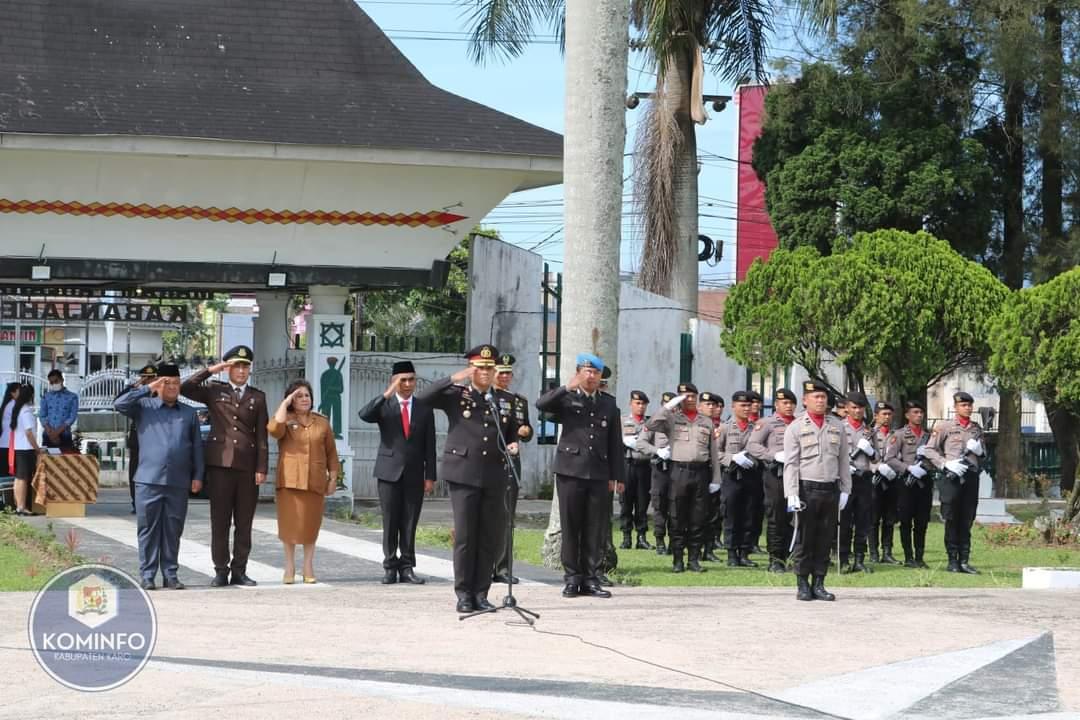 Pemkab Dan Forkopimda Karo Gelar Ziarah Dan Tabur Bunga Di Makam Pahlawan Kabanjahe Bupati Cory