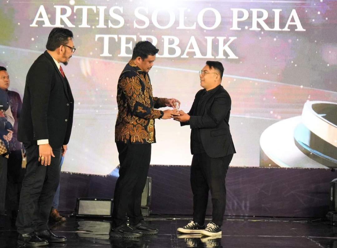 Bobby Nasution Beri Apresiasi Dan Penghargaan Kepada Musisi Melalui Anugerah Musik Medan 2023 7001