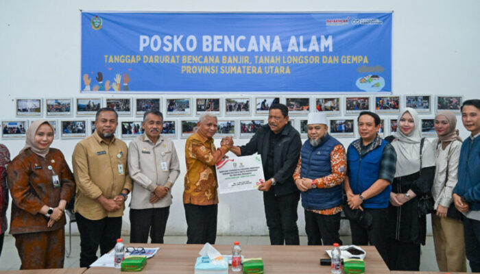 Wagubsu-terima-bantuan-dari-Pemprov-Bengkulu-4-780x470