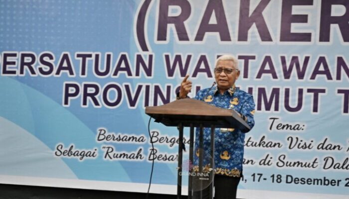 Wagubsu_Membuka-Rakerda-PWI-SUMUT-2025-1-780x470
