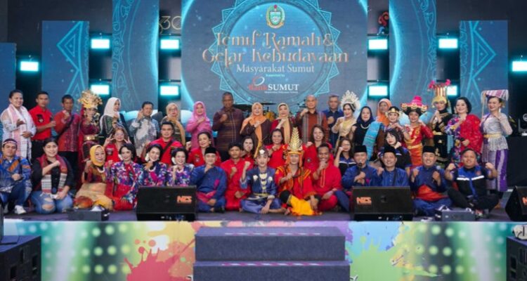 Warga-Asal-Sumut-Antusias-Ikuti-Temu-Ramah-Pemprov-di-Pesta-Pulau-Pinang-4-780x470