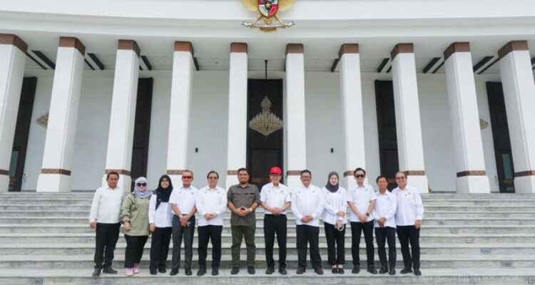 sarawak-jajaki-investasi-kolaborasi-strategis-di-nusantara-1765420361327_169